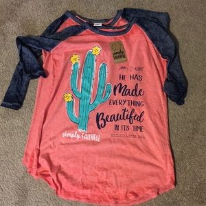 Simply Faithful 3/4 top